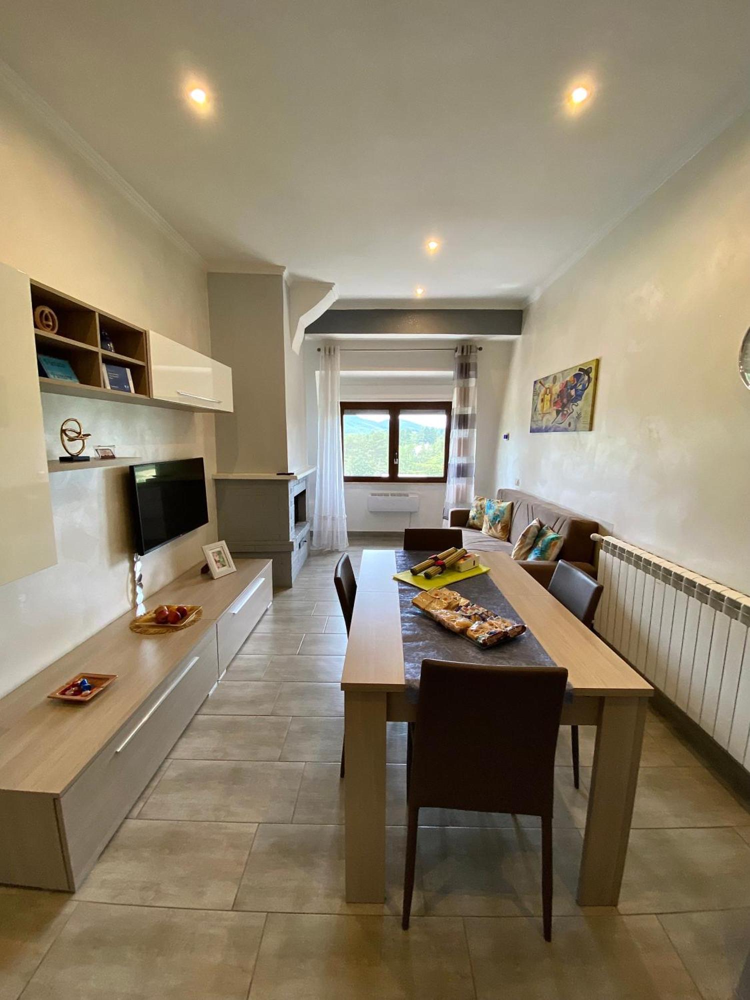 Appartamento Casa Vacanze Bijou 菲乌吉 外观 照片