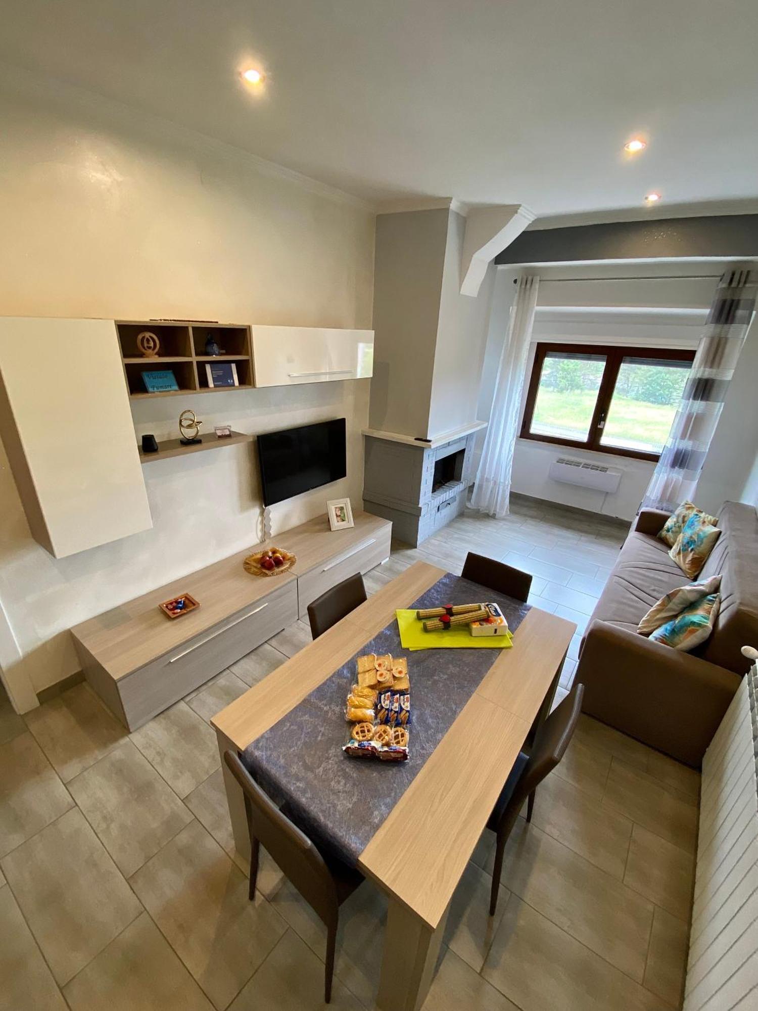 Appartamento Casa Vacanze Bijou 菲乌吉 外观 照片